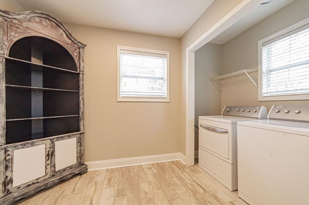 659 Parker Ave, Decatur GA 30032-3951 exterior