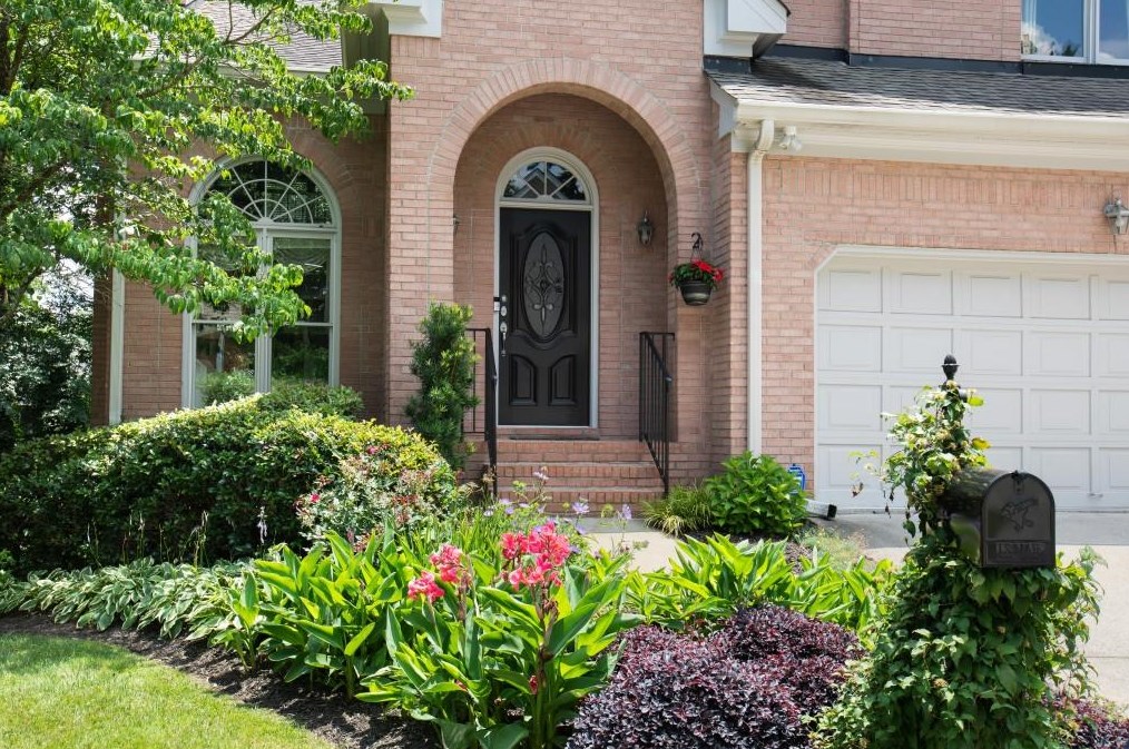 1041 Spalding Club Ct, Atlanta, GA 30338-2623