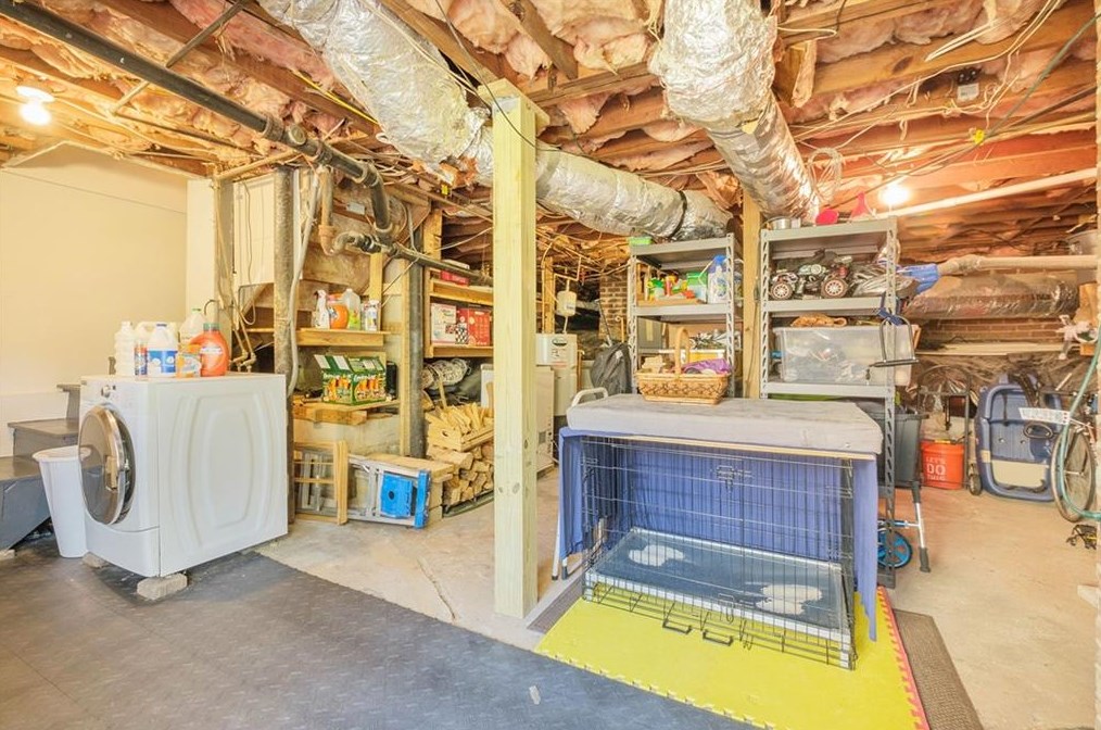 117 Chelsea Dr, Decatur GA 30030-5001 exterior