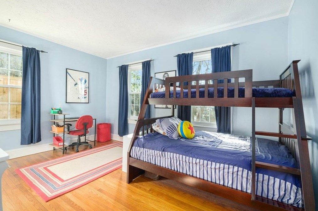 117 Chelsea Dr, Decatur GA 30030-5001 exterior