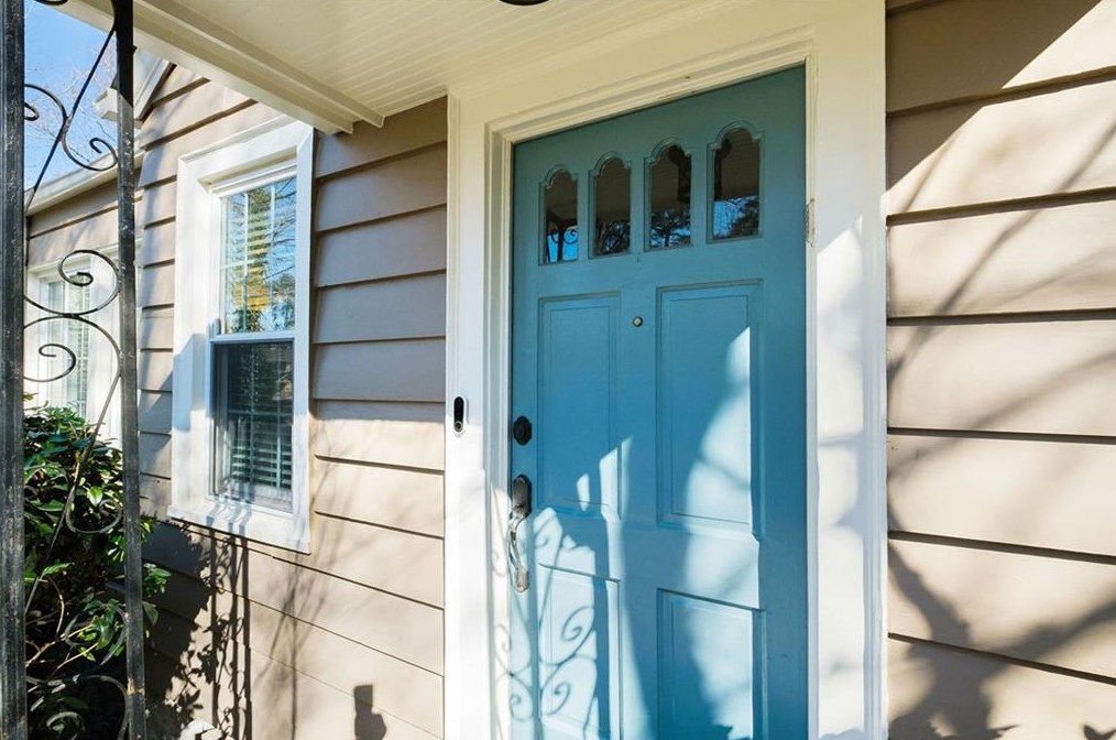 117 Chelsea Dr, Decatur, GA 30030-5001