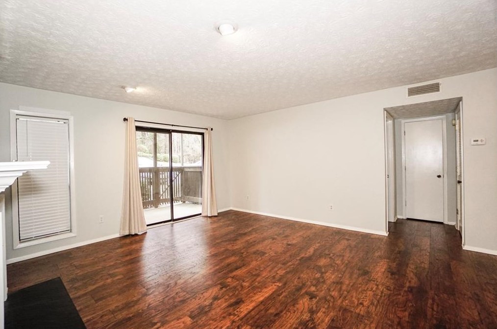 1207 Cumberland Ct Se, Smyrna, GA 30080