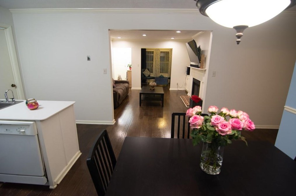 2077 Brian Way, Decatur GA  30033-3830 exterior