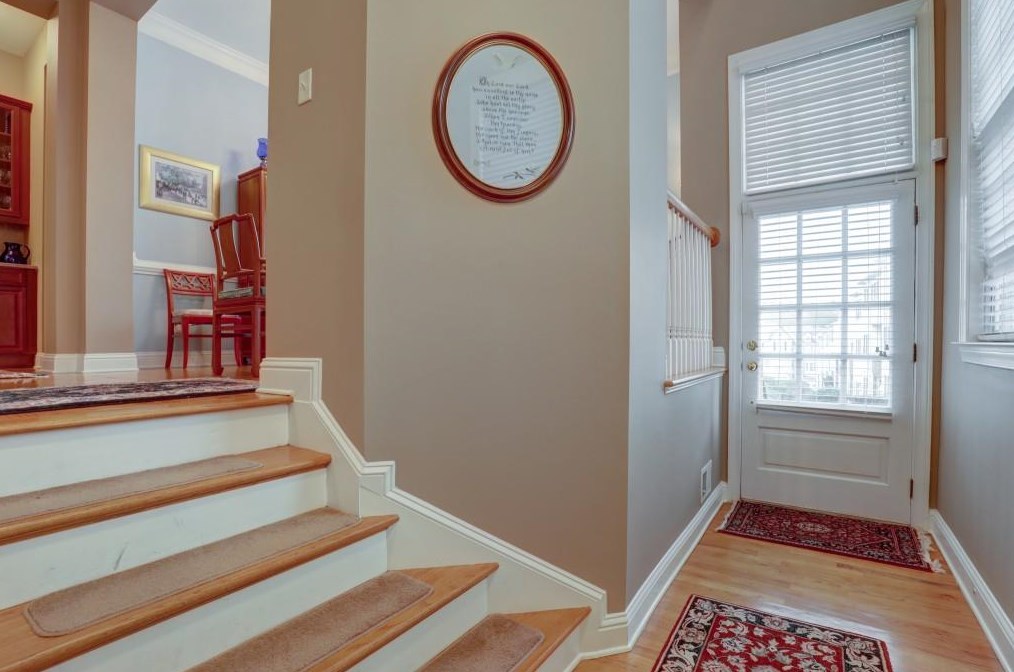 1272 Creekside Ter, Smyrna GA  30082-4887 exterior