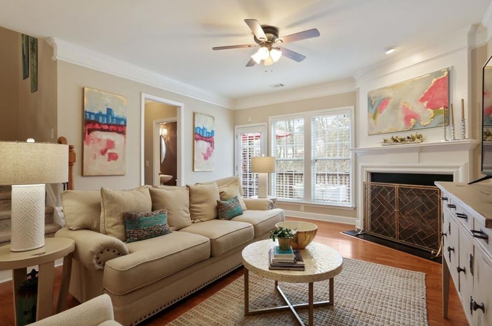 2134 Weldonberry Dr, Atlanta GA  30319-5734 exterior