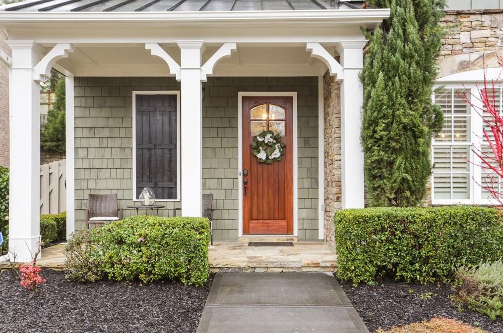 320 Valley Brook Way, Atlanta, GA 30342-3377