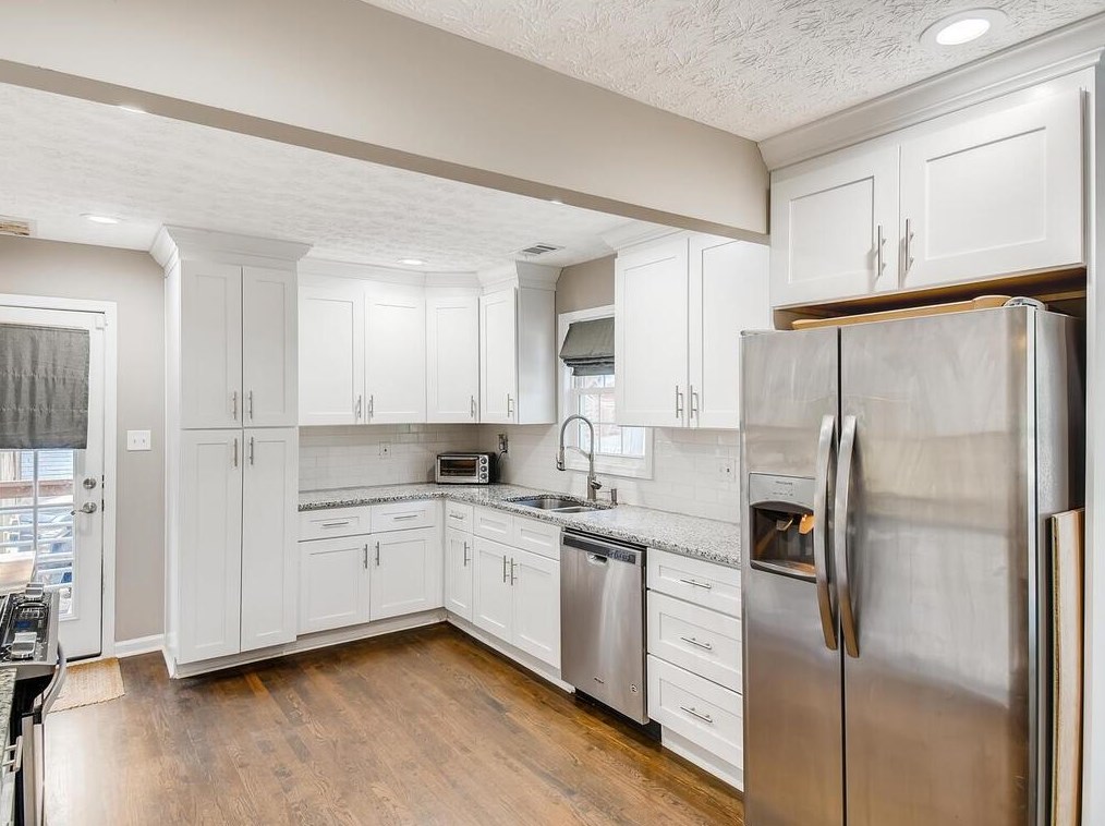 2065 Dellwood Pl, Decatur, GA 30032-5522