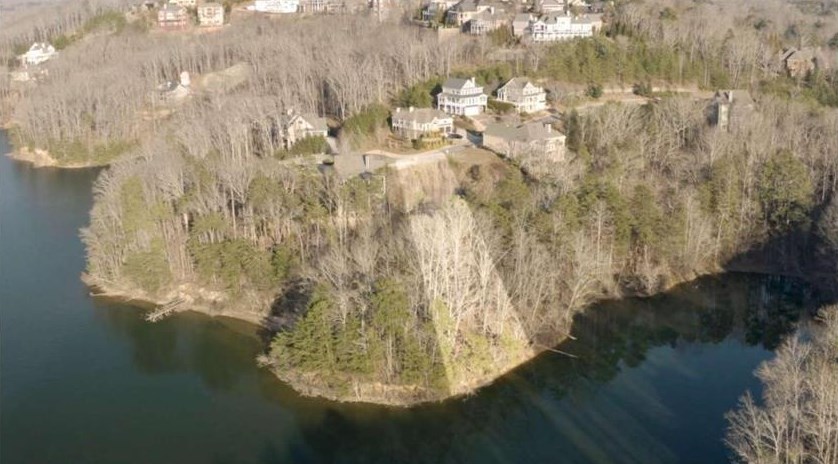 3579 Water Front Dr, Gainesville, GA 30506