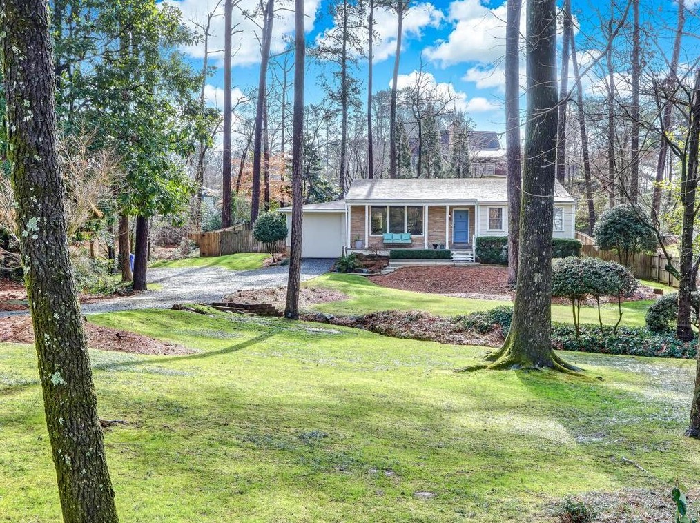 1295 Ne Roxboro Dr Ne, Duluth, GA 30097
