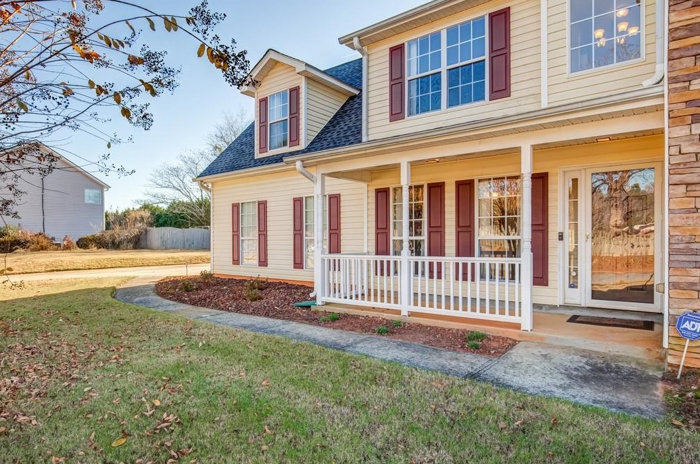 2407 Courtney Renea Dr, Dacula, GA 30019-1595