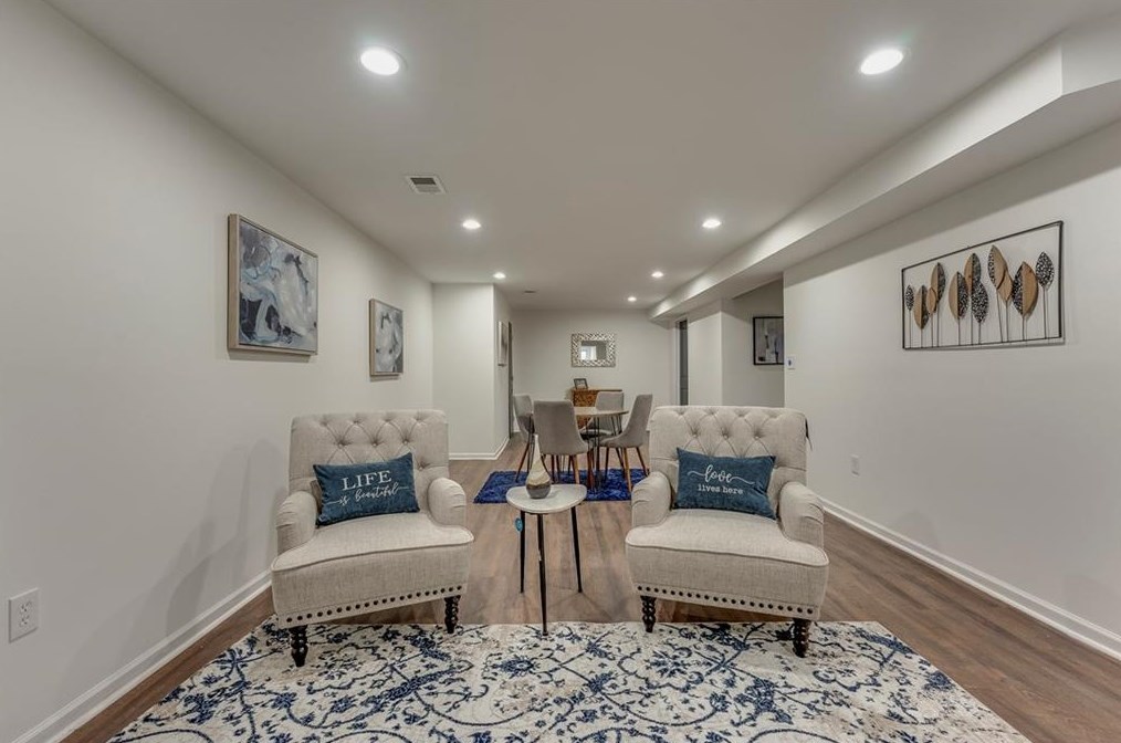 1368 Oakcrest Dr, Atlanta GA  30311-3055 exterior