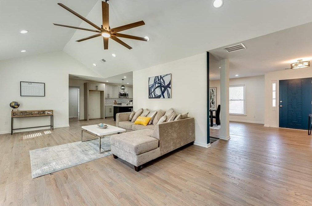 1368 Oakcrest Dr, Atlanta GA  30311-3055 exterior