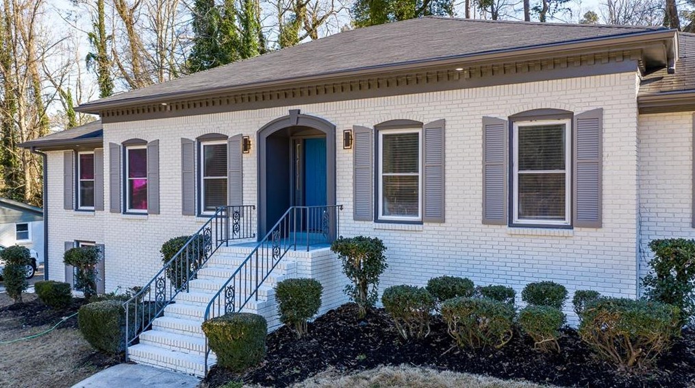1368 Oakcrest Dr, Atlanta GA  30311-3056 exterior