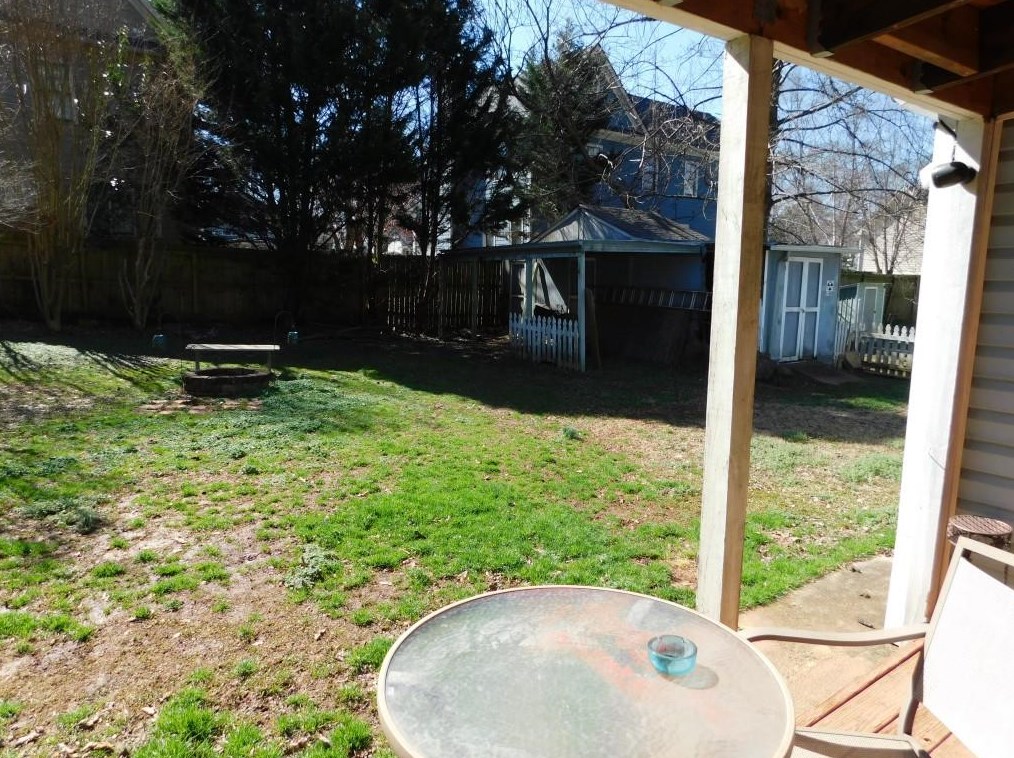 1627 Wainwright Dr, Atlanta GA  30316-2715 exterior
