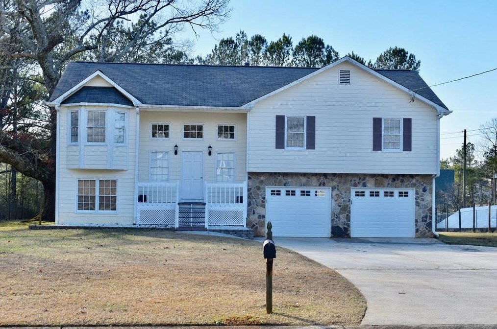 47 White Oak St, Dallas, GA 30157-3237