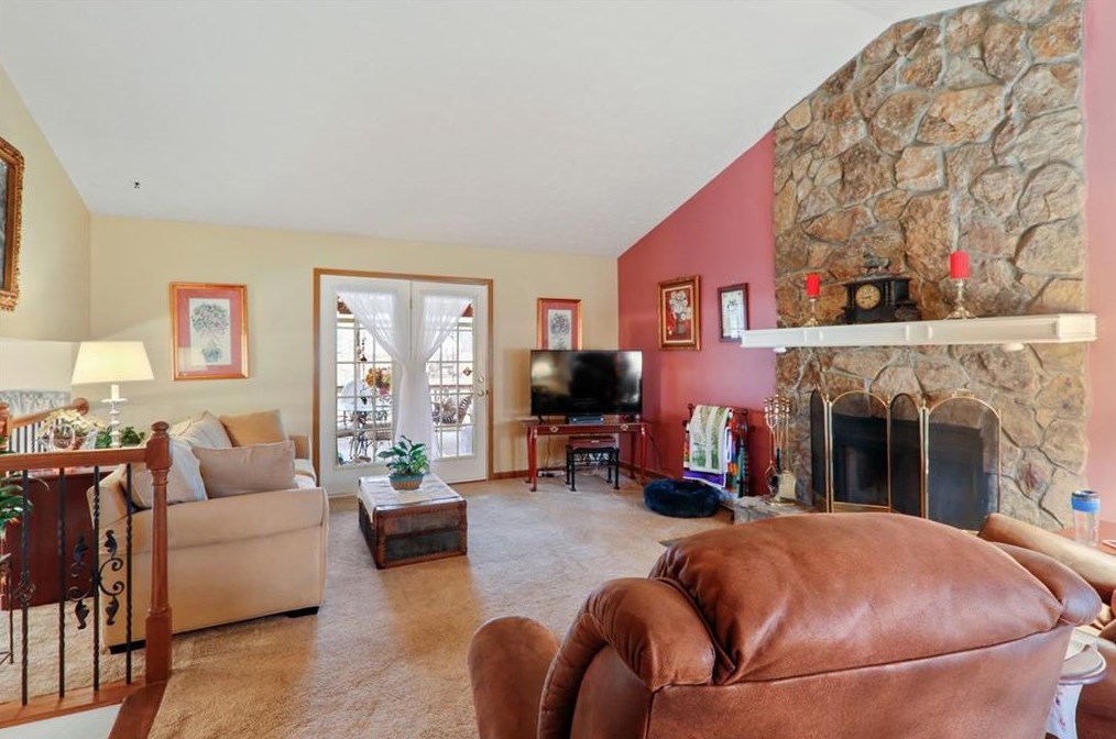 1349 Ashbrook Dr, Lawrenceville, GA 30043-4305