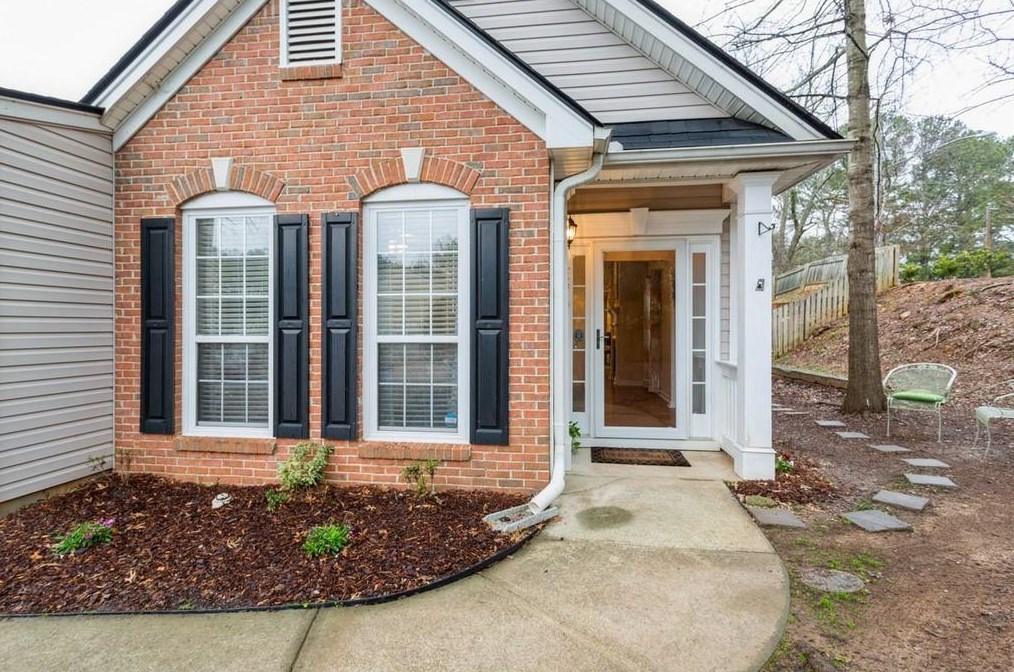 1655 Arborwood Dr, Grayson, GA 30017-2873
