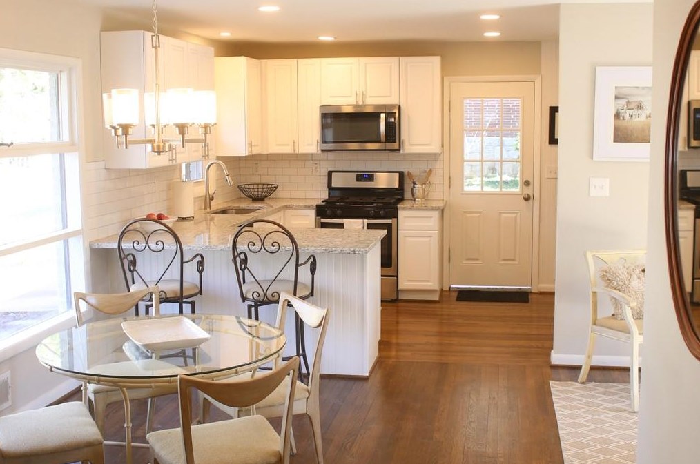 3483 Glensford Dr, Decatur GA  30032-4750 exterior