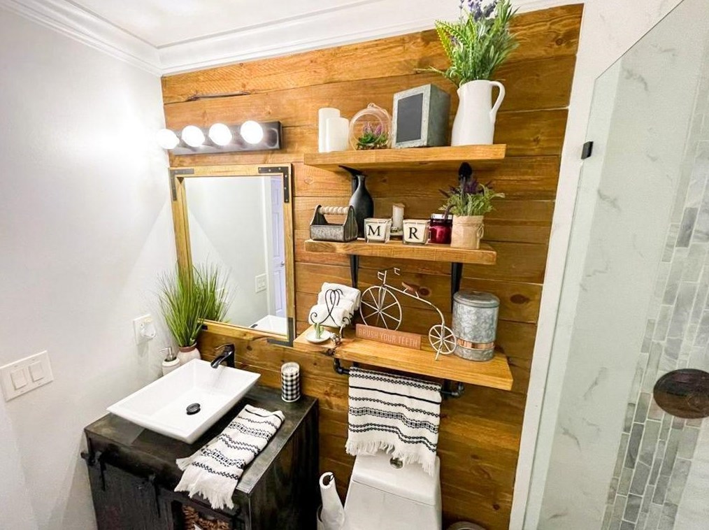 1945 Meyers Dr, Lawrenceville GA 30045-3444 exterior