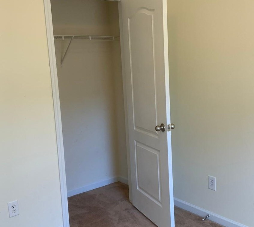 6410 Ellenwood Dr, Rex GA 30273-5046 exterior