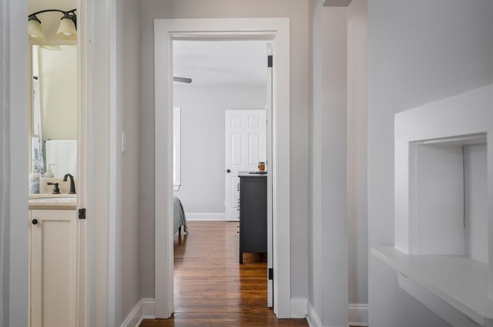 724 Sycamore Dr, Decatur GA 30030-2751 exterior