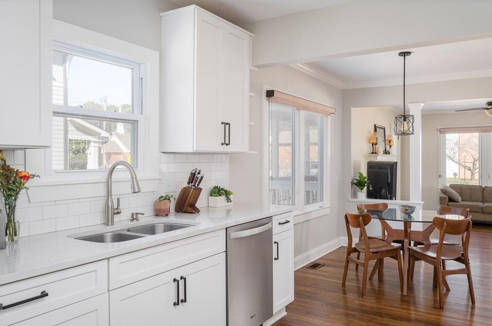 724 Sycamore Dr, Decatur GA 30030-2751 exterior