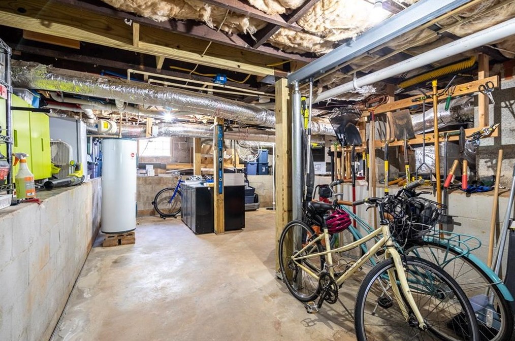 724 Sycamore Dr, Decatur GA 30030-2751 exterior