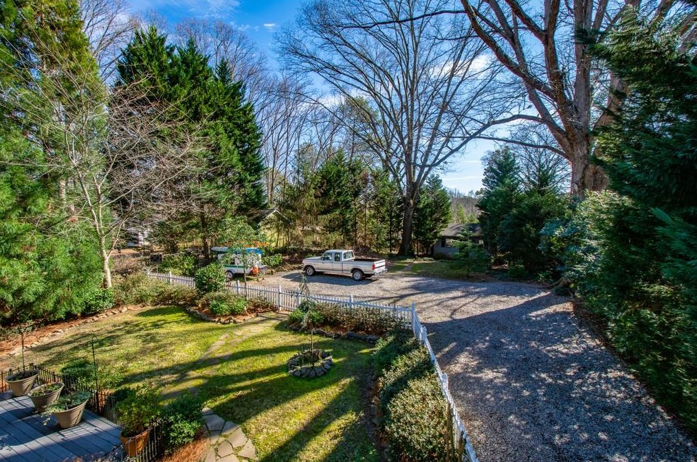 3235 Lavista Rd, Decatur GA  30033-1420 exterior