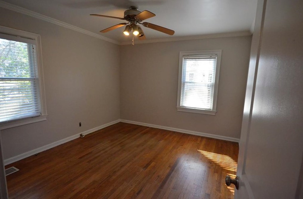142 Woodbine Cir, Atlanta GA  30317-1930 exterior