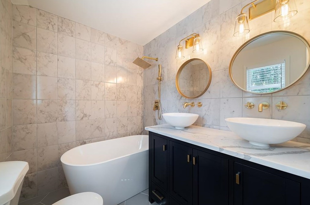 3261 Bobolink Dr, Decatur GA 30032-3708 exterior