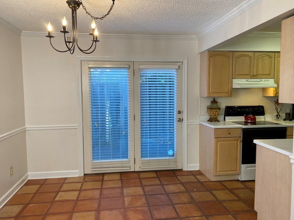 240 Triumph Dr, Atlanta GA  30327-1085 exterior