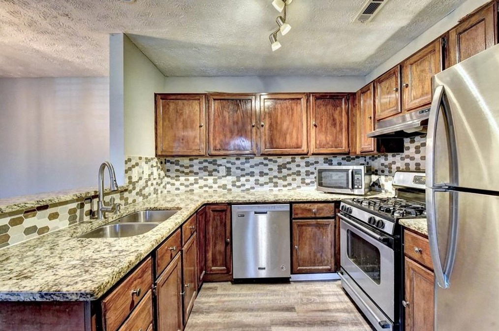 4828 Westridge Dr, Norcross, GA 30093-4652