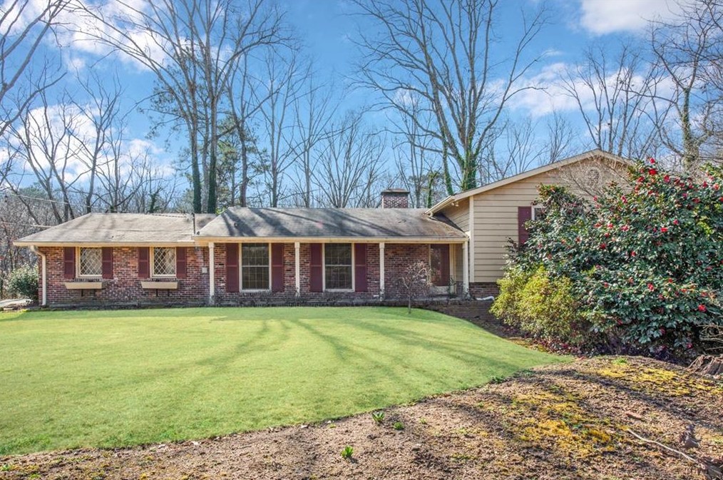 355 Ridgeview Trl, Atlanta, GA 30328-3326