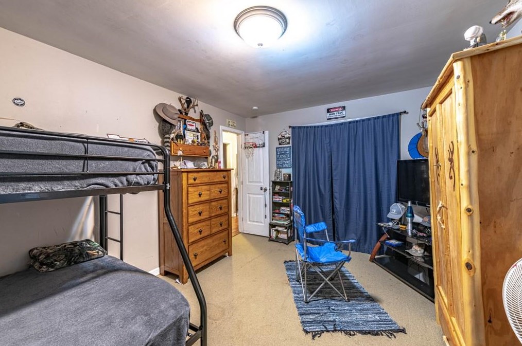 397 Erwin Hl Rd, Calhoun GA 30701-4061 exterior