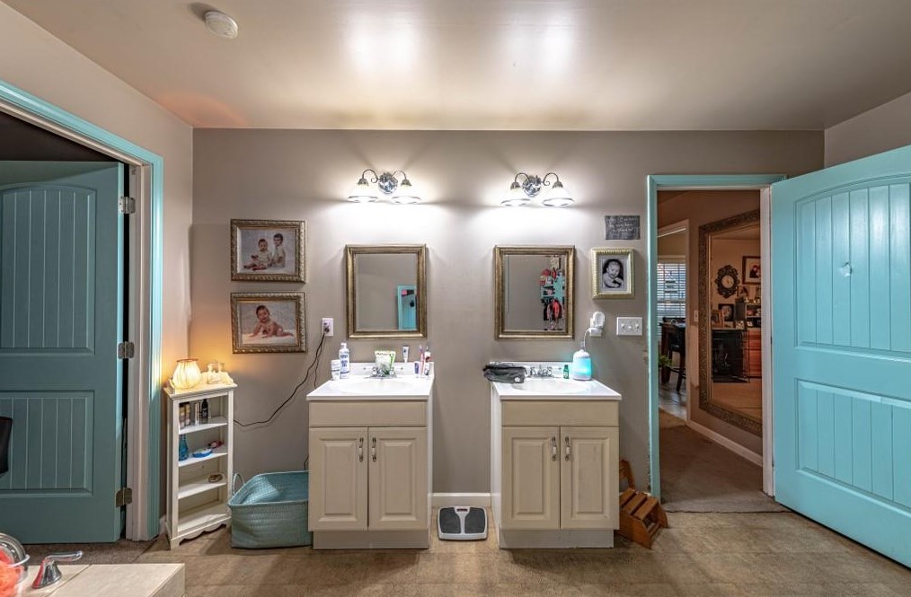 397 Erwin Hl Rd, Calhoun GA 30701-4061 exterior