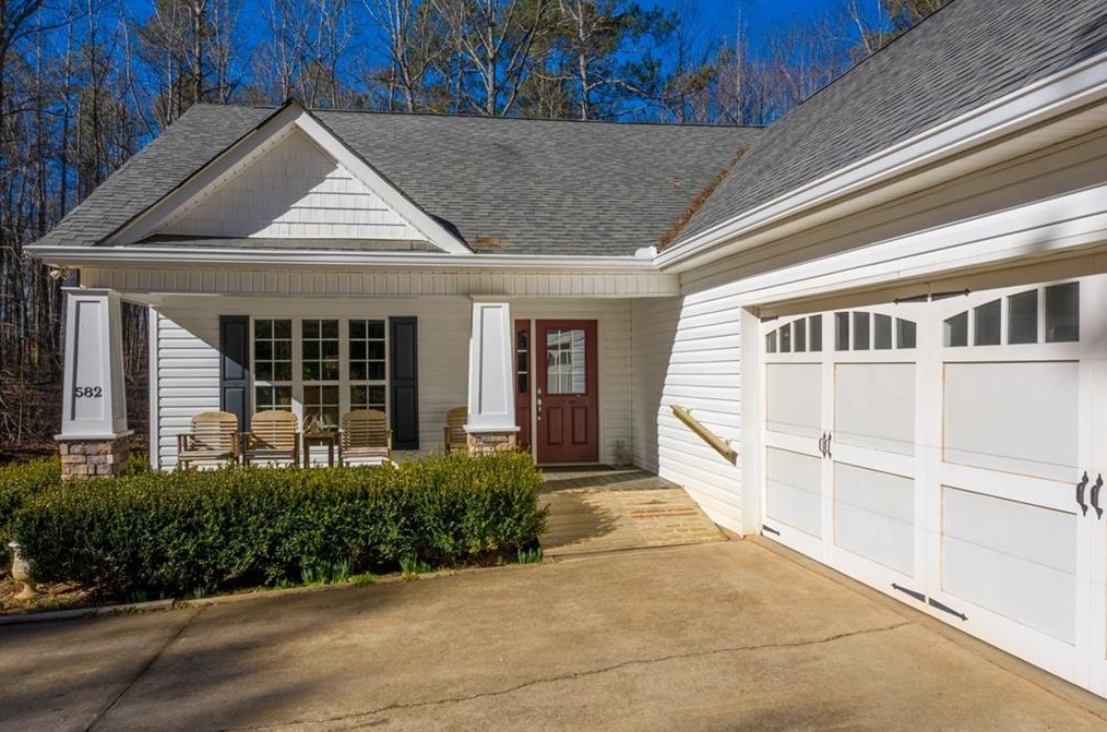 582 Temple Draketown Rd, Temple, GA 30179-3015