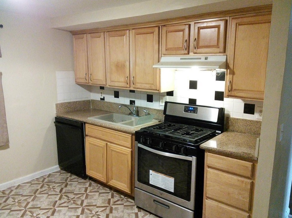 3799 Radcliffe Blvd, Decatur GA  30034-6057 exterior