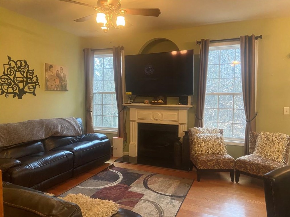 1641 Tailmore Ln, Lawrenceville GA  30043-7862 exterior