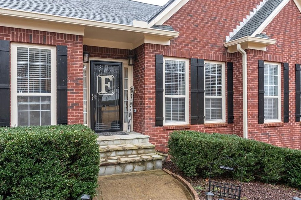 4307 Watley Ct, Hoschton, GA 30548-1665