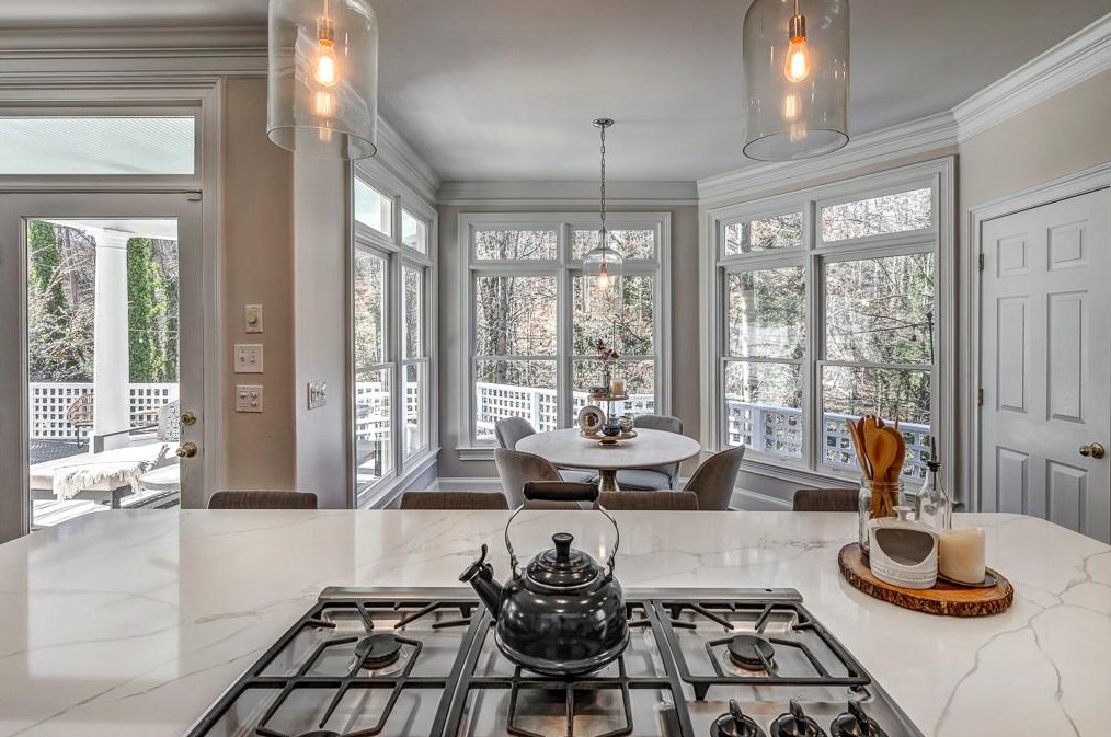 3225 Weston Pl, Atlanta GA  30327-1650 exterior