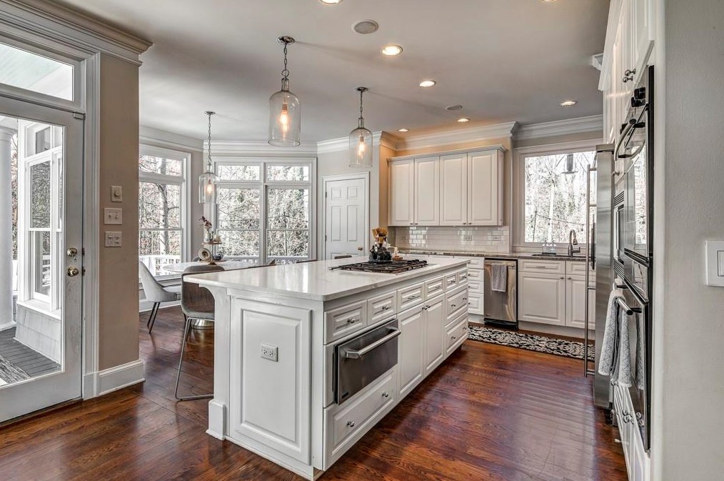 3225 Weston Pl, Atlanta GA  30327-1650 exterior