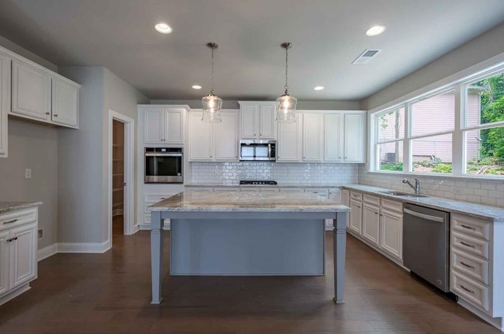 2494 Eastwood Dr, Decatur GA  30032-3220 exterior