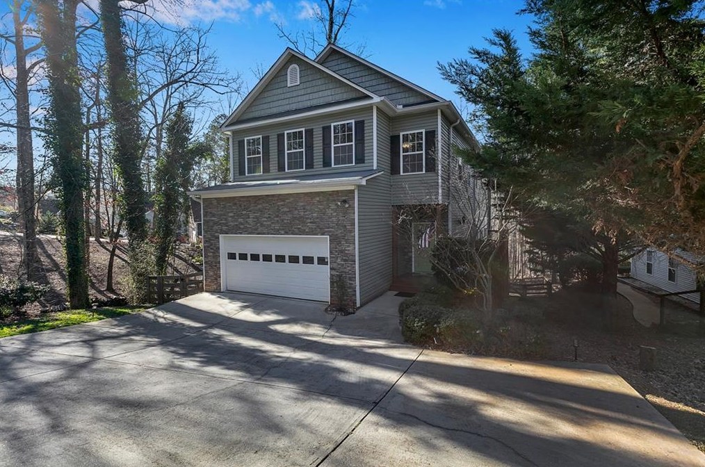 3355 Southshore Cir, Cumming, GA 30041-2418