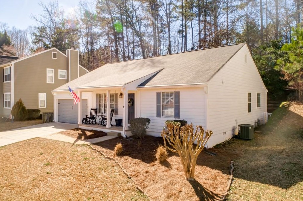 235 Preston Oaks Dr, Alpharetta GA 30022-7660 exterior