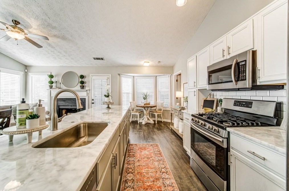 235 Preston Oaks Dr, Alpharetta GA 30022-7660 exterior