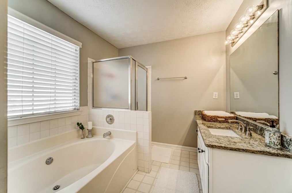 235 Preston Oaks Dr, Alpharetta GA 30022-7660 exterior