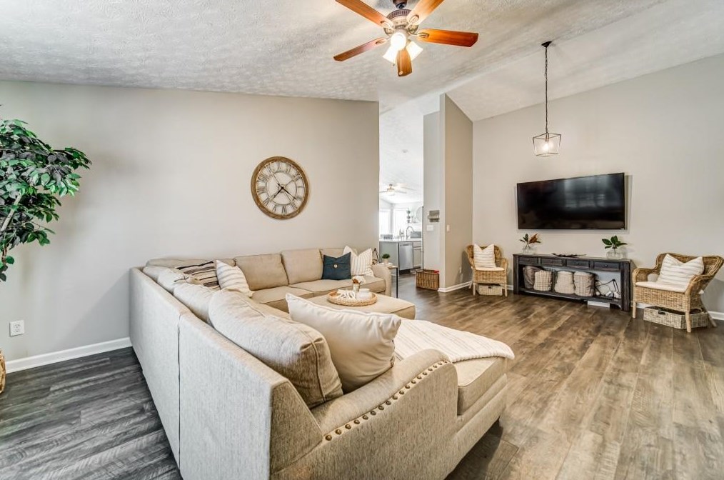 235 Preston Oaks Dr, Alpharetta GA 30022-7660 exterior