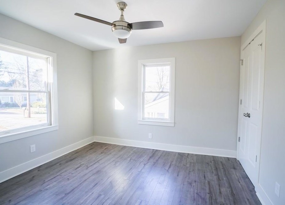 2027 Neely Ave, Atlanta GA 30344-3149 exterior