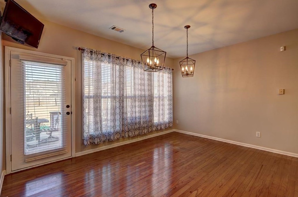 3770 Up Park Dr, Atlanta GA  30349-8747 exterior