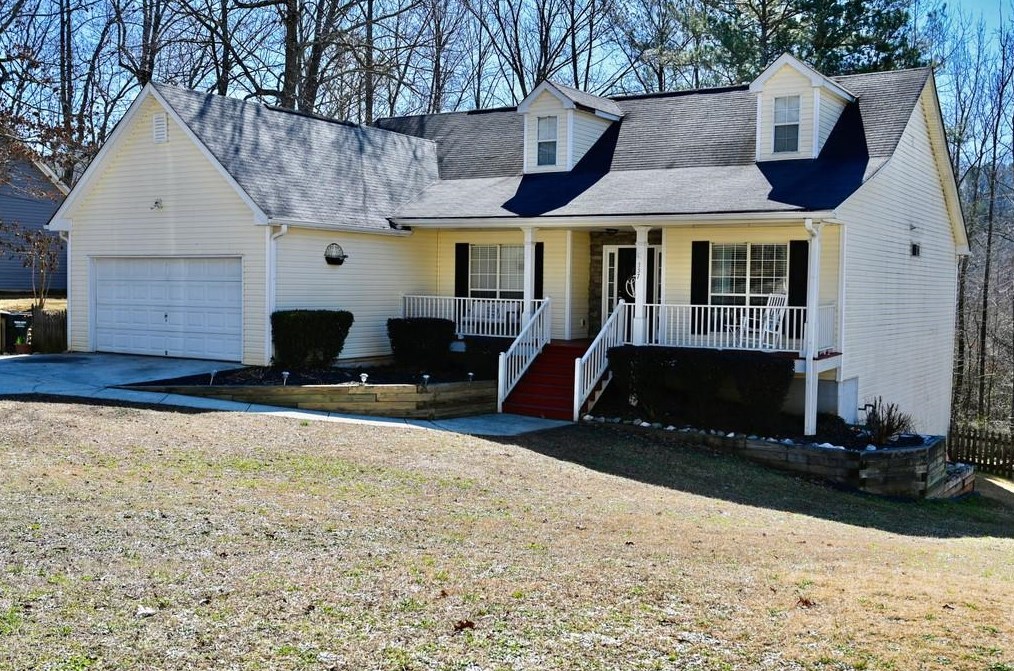 557 Victorian Cir, Dallas, GA 30157-8242